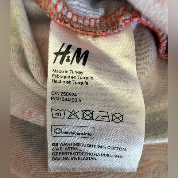 H&M divided women Large multi colored crop top - Picture 3 of 7